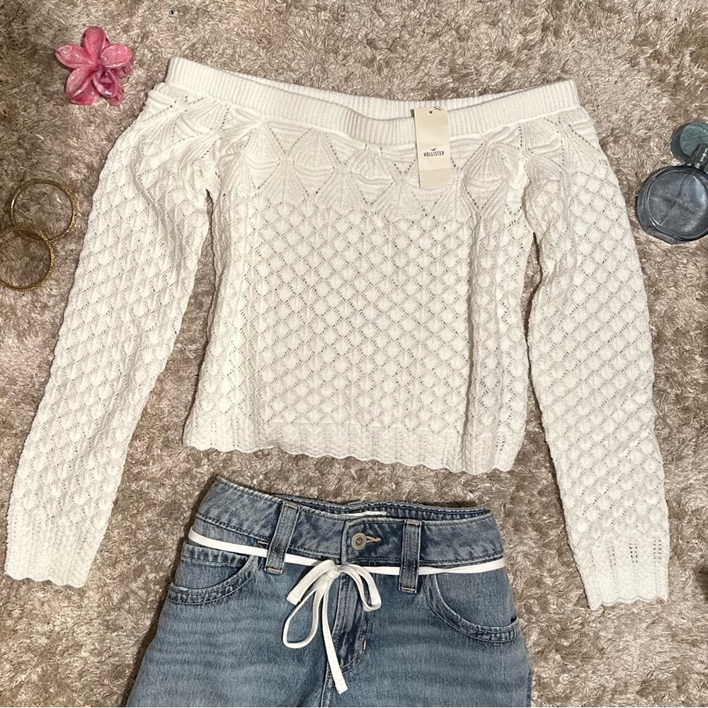 Hollister Off-Shoulder Cream Sweater